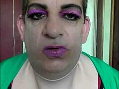 Bisexual Crossdresser Sucks Cock