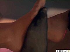 Lesbian Strapon Play