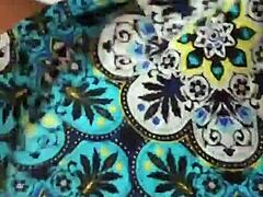 Pussy Flash in Supermarket