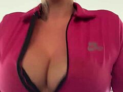 tattooed blonde gym horniness