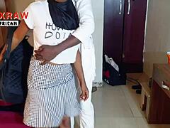 Strastno okusovanje kreme pičke