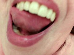 Giantess Crotchless Pantyhose