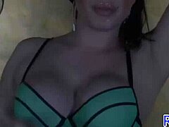 Russian Tranny Cumload Jerk