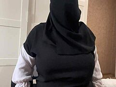 Arab milf instructs!