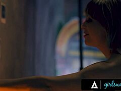 milf lesbian rough scissoring