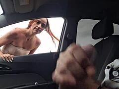 Exibicionista No Carro