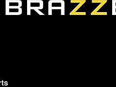 Oiled DPD Cassie 😈