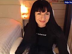 Helga Muah Striptease