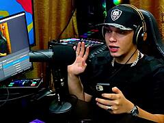 Geisy Tattoo All Fours