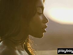 mimi desuka rooftop strip