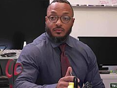 Boss Shemale Sucking