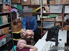 Police Bang Thieves Hard!