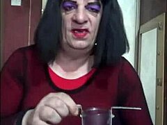 Crossdresser Filling Up 😈