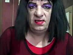 Crossdresser Filling Up 😈