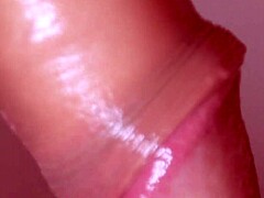 Girlfriend Milks Cumshot!