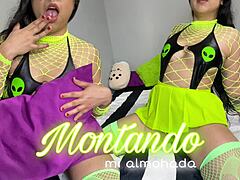 Brunette Teen Pillow Squirt