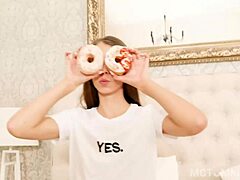 Stephanie Moon Masturbate