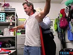 Khloe's Hot Threesome