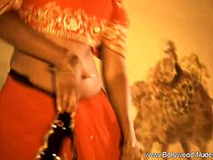 indian milf striptease