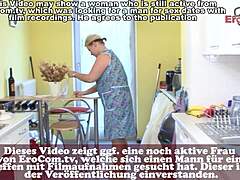 kitchen housewife sex