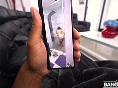 shower peeping catch