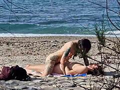 Beach Squirting Lovers