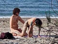 Beach Squirting Lovers