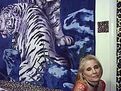 Behind Scenes Pounding