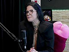 Safada Strip Tits Pussy