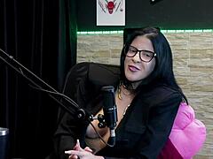 Safada Strip Tits Pussy