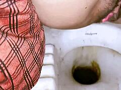 toilet squirting desi
