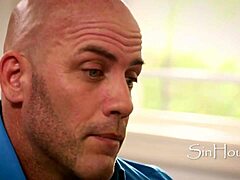 Leah's Deepthroat Seduction