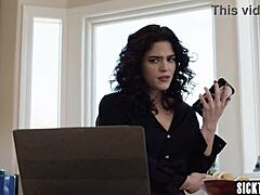 Victoria Voxxx Pounded