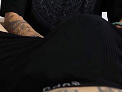 일본인 아내 딥쓰로트 깊숙이 삼키기