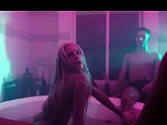 marian farjat curves