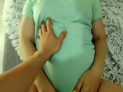 pregnant creampie orgasm