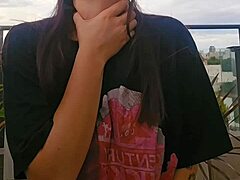 Roommate Squirting Command