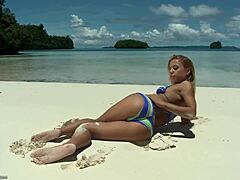 Nikki Bikini Tease