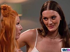 Pussy Licking Threesome