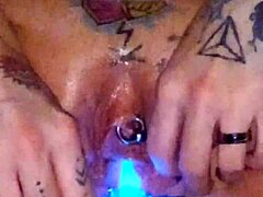 stretched pussy squirt