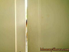 mature pussy queening