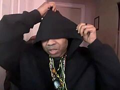 Mr Cunnilingus Talks