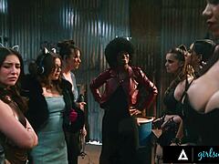 lesbian fisting orgy