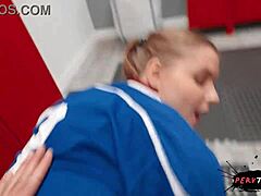 ass teen seduces