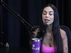 didy's exhibitionist ride