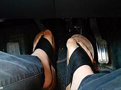 Nylon Feet Car