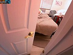 watching milf masturbate