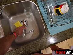 Shower Granny Blowjob