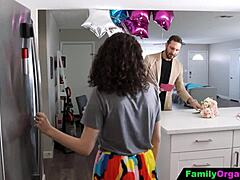 Kneeling Deepthroat Suck