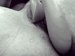 andressa masturbates